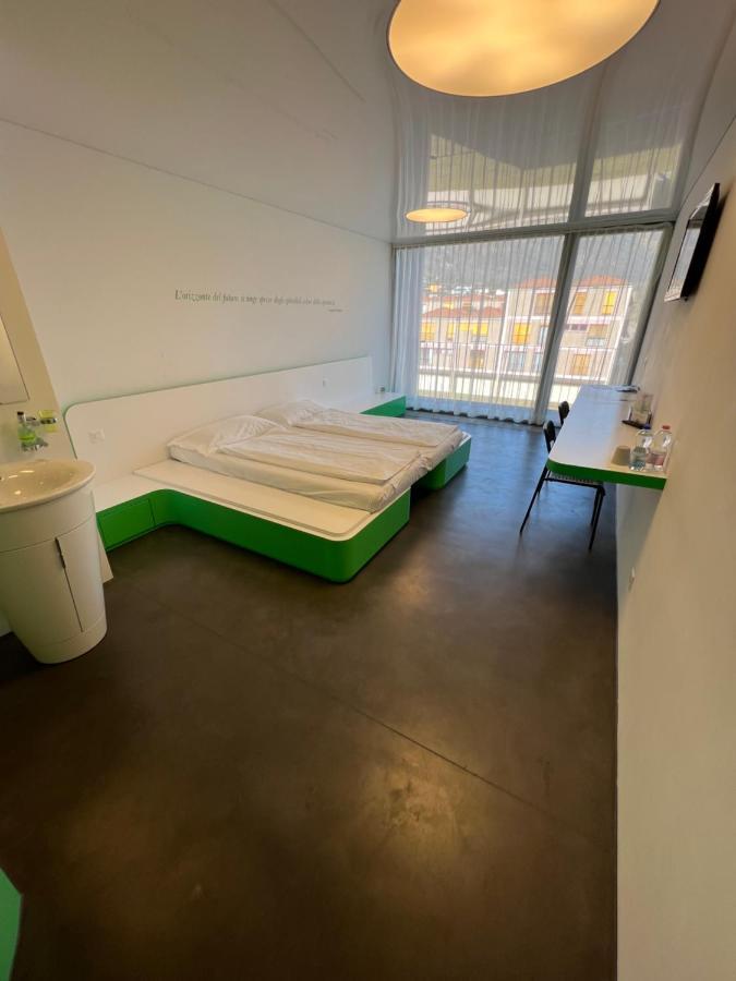 Chromotel Self Check-In Mezzovico Extérieur photo