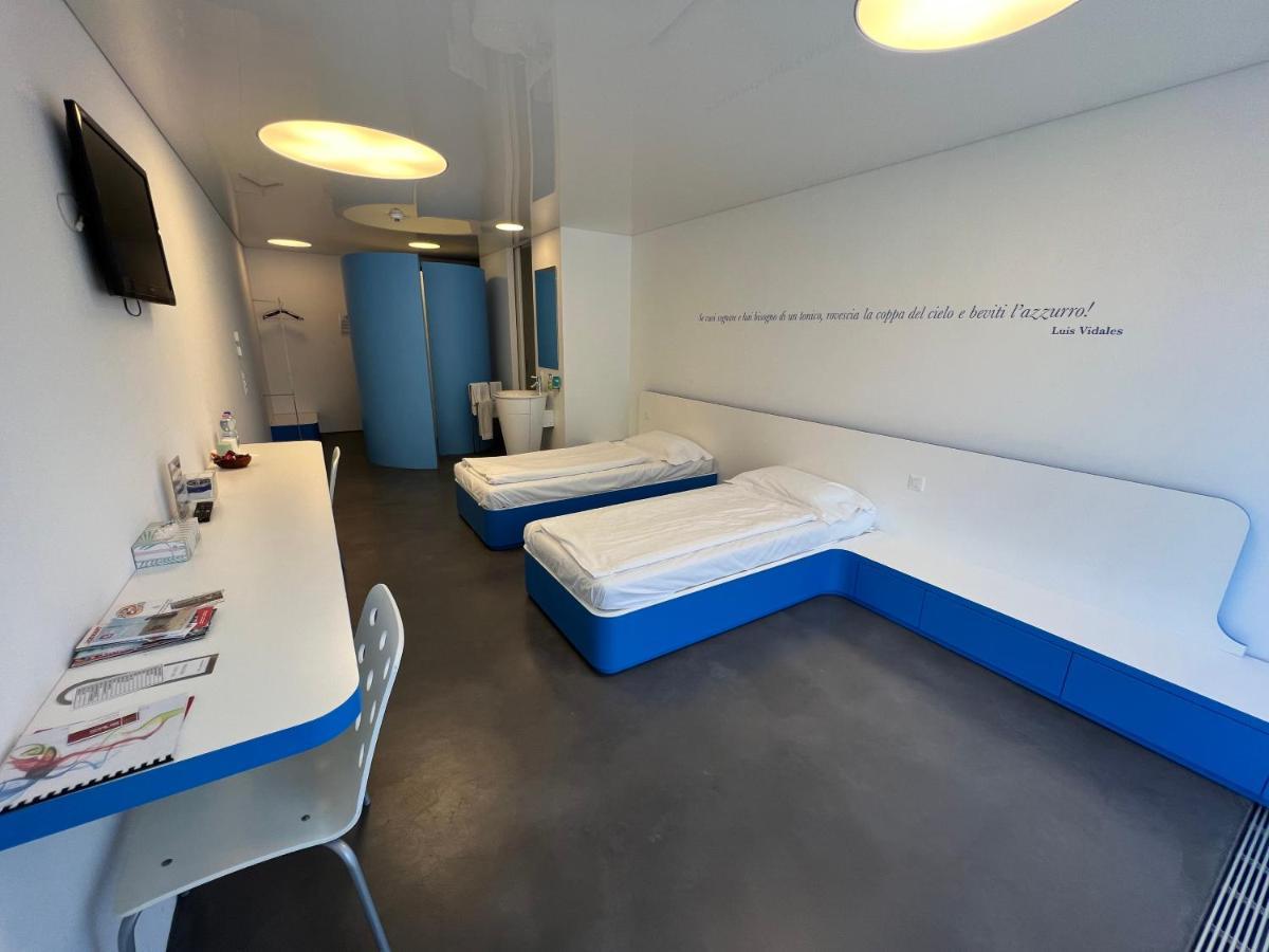 Chromotel Self Check-In Mezzovico Extérieur photo