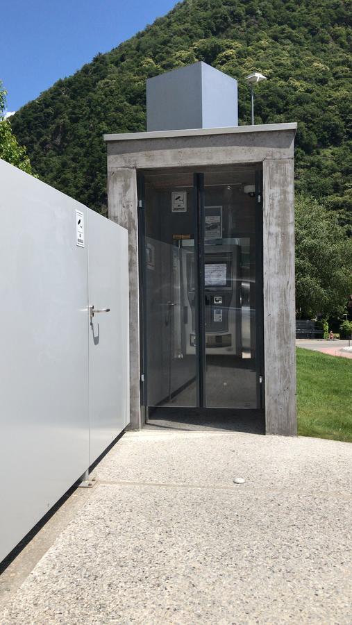 Chromotel Self Check-In Mezzovico Extérieur photo