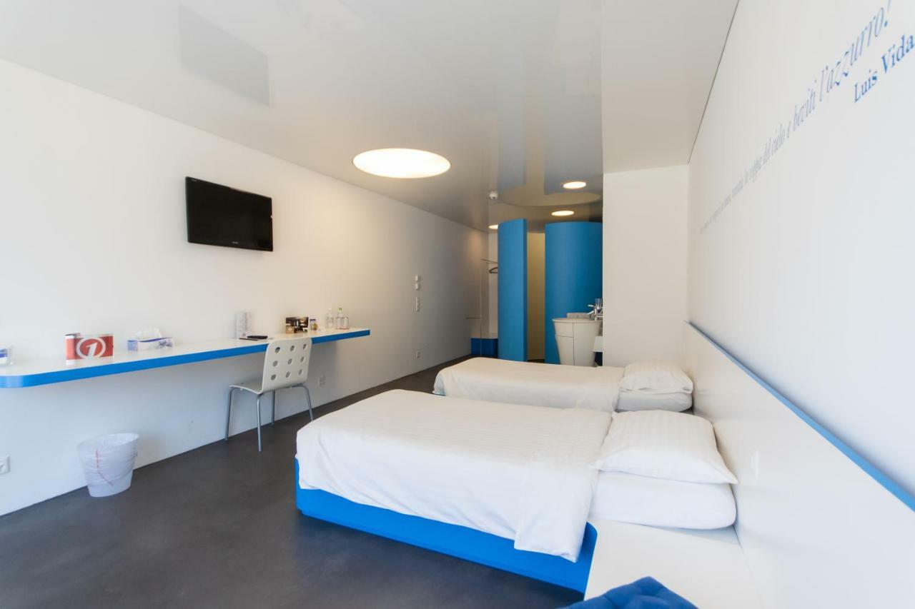 Chromotel Self Check-In Mezzovico Extérieur photo