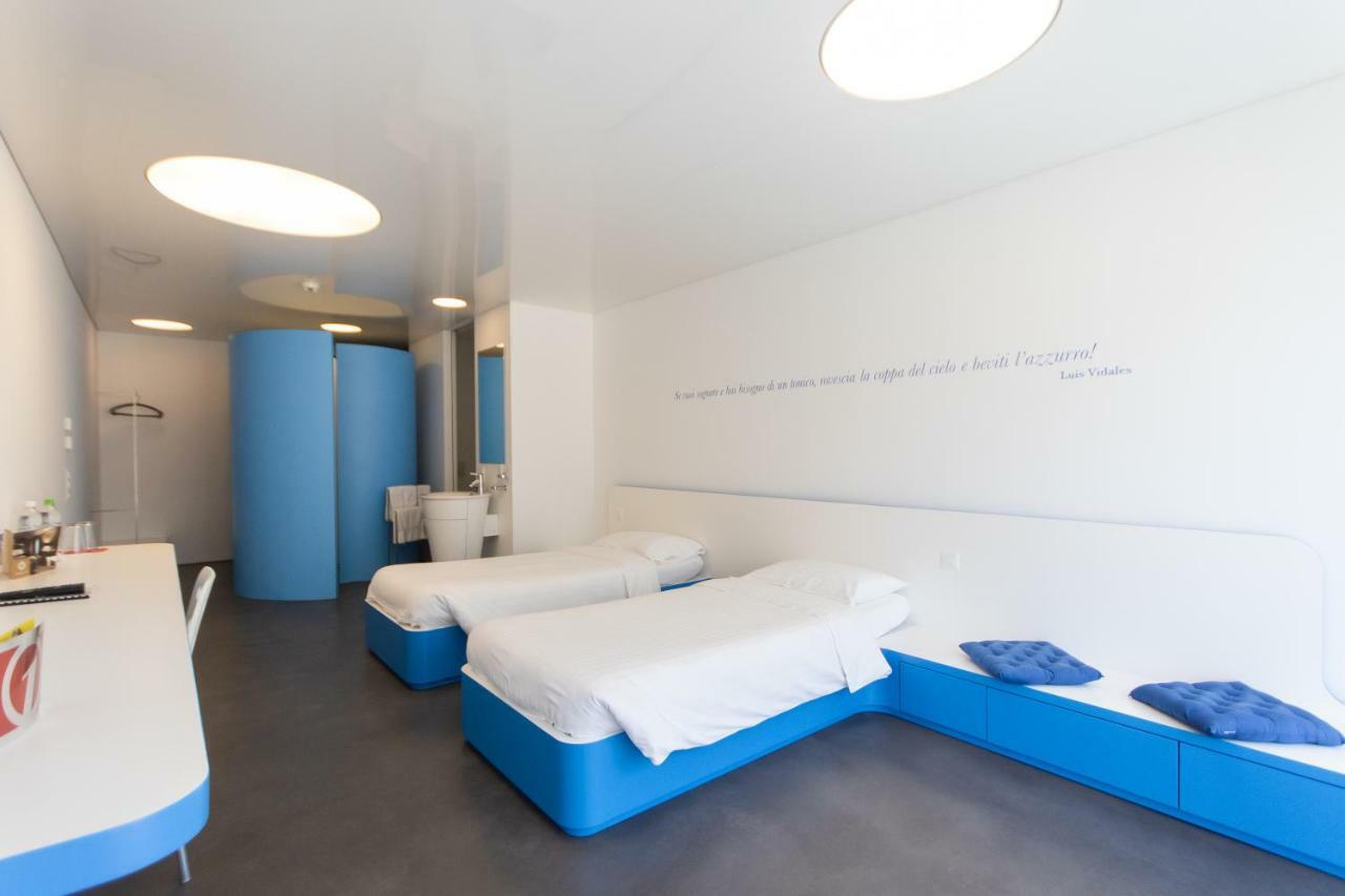 Chromotel Self Check-In Mezzovico Extérieur photo